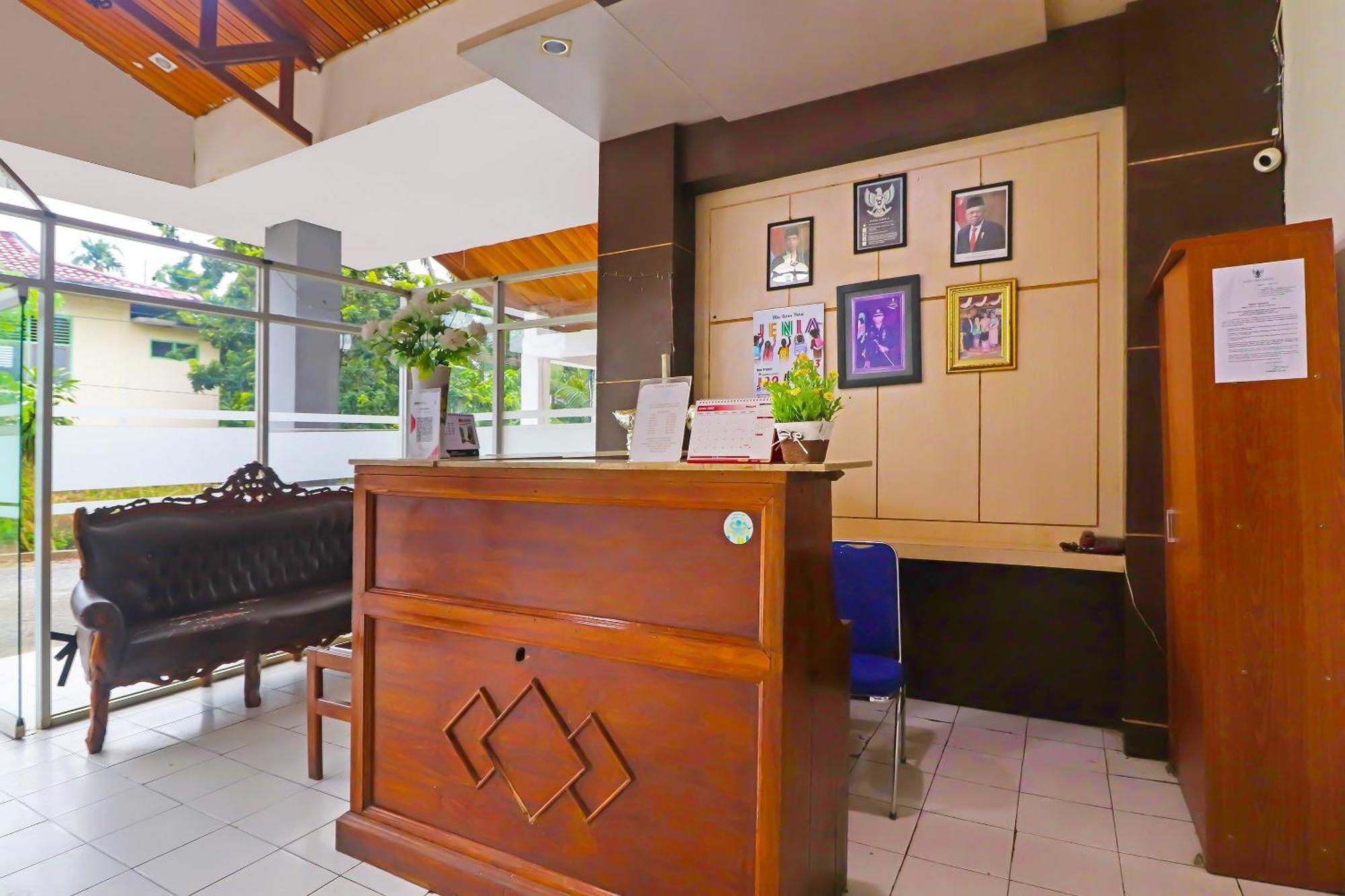 Oyo 92484 Wisma Permata Syariah Bangko Exterior photo